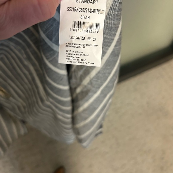 Refka Casual M-L NWT long kimono style cardigan (one size) wide arms, extra long - Picture 9 of 13